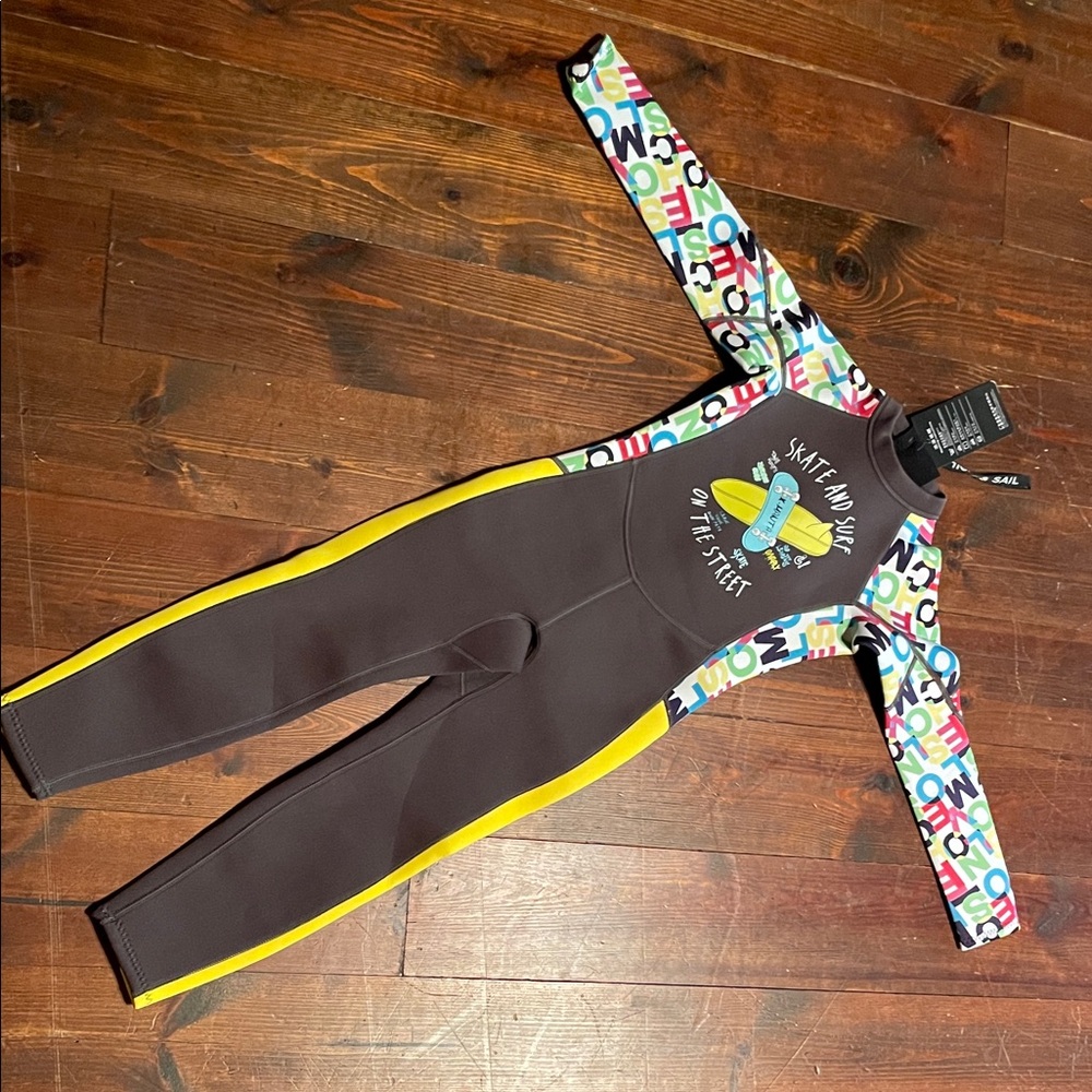 NWT DIVE AND SAIL NEOPRENE WET SUIT CHILD